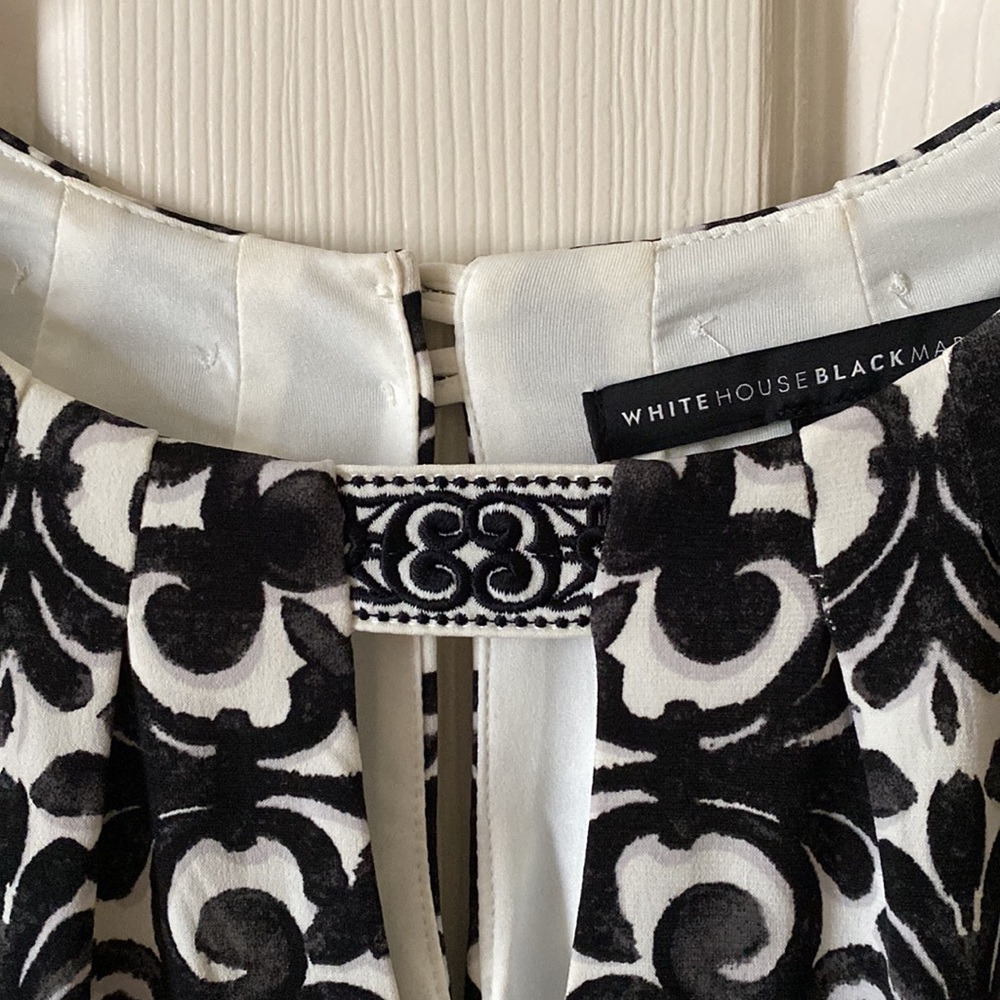 Clear out sale! WHBM Black & White Halter Top - Picture 3 of 5